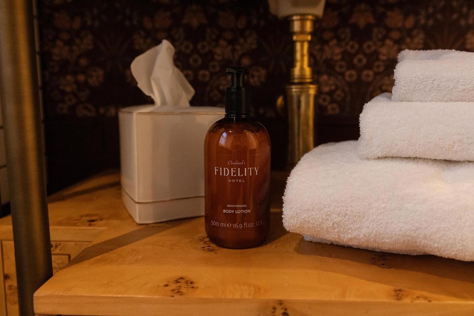 Fidelity Hotel คลีฟแลนด์ ภายนอก รูปภาพ